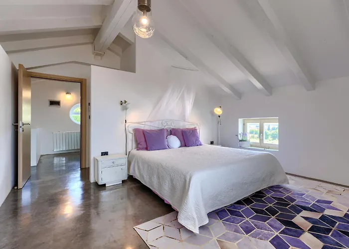 Gallicianum By Interhome