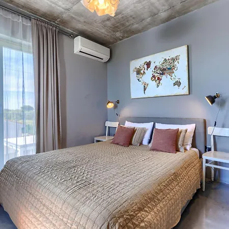 Gallicianum By Interhome Galizana